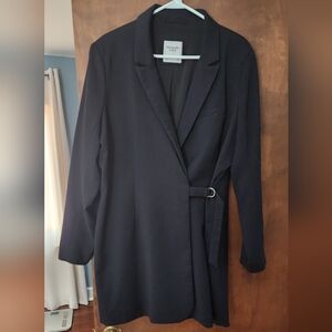 Abercrombie & Fitch Black Blazer with Belt